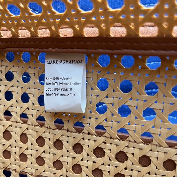 ✨ Retro Chic✨ - Picture 3 of 6